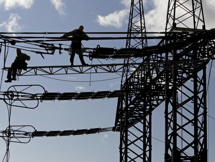 EL SISTEMA ELÉCTRICA EN SU ENCRUCIJADA